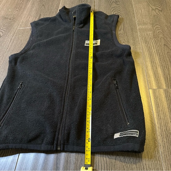 DKNY USA Black Fleece Vest – Women’s Size S – Vintage Donna Karan New York - Picture 10 of 10